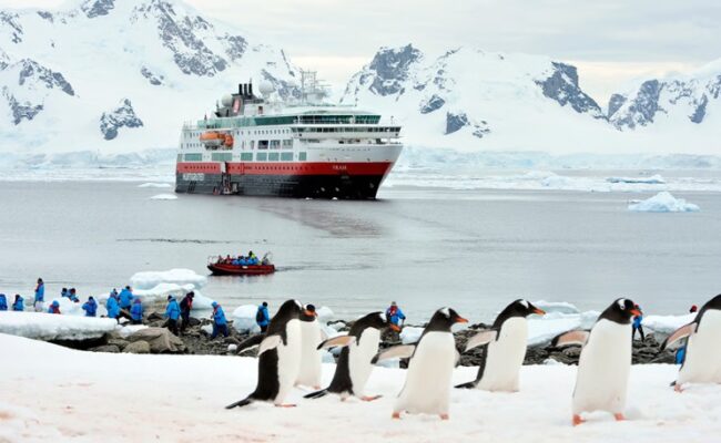 antarctica-fly-cruise-expedition-bestination-holidays